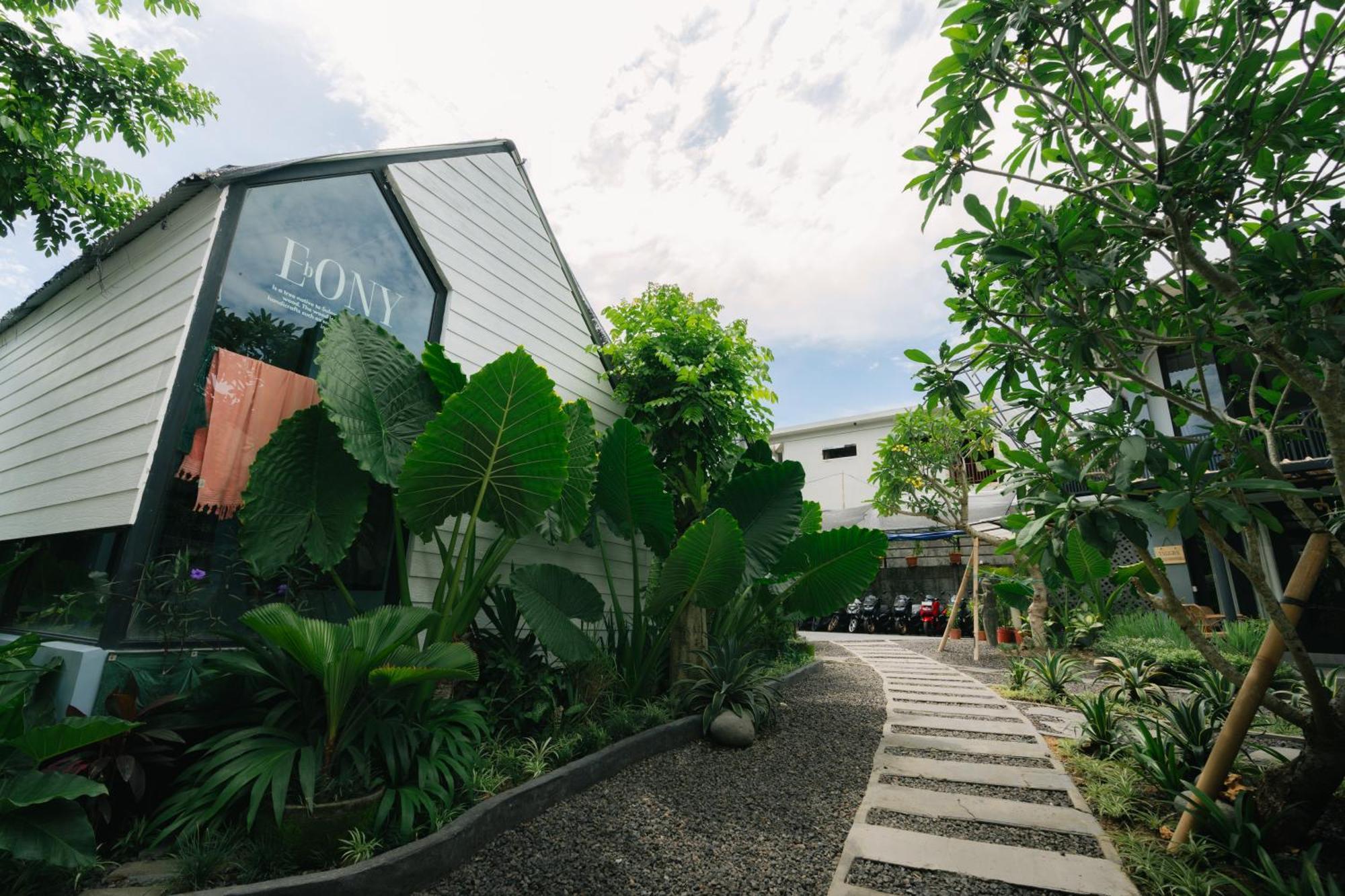 The Jungle Hostel Canggu Zewnętrze zdjęcie