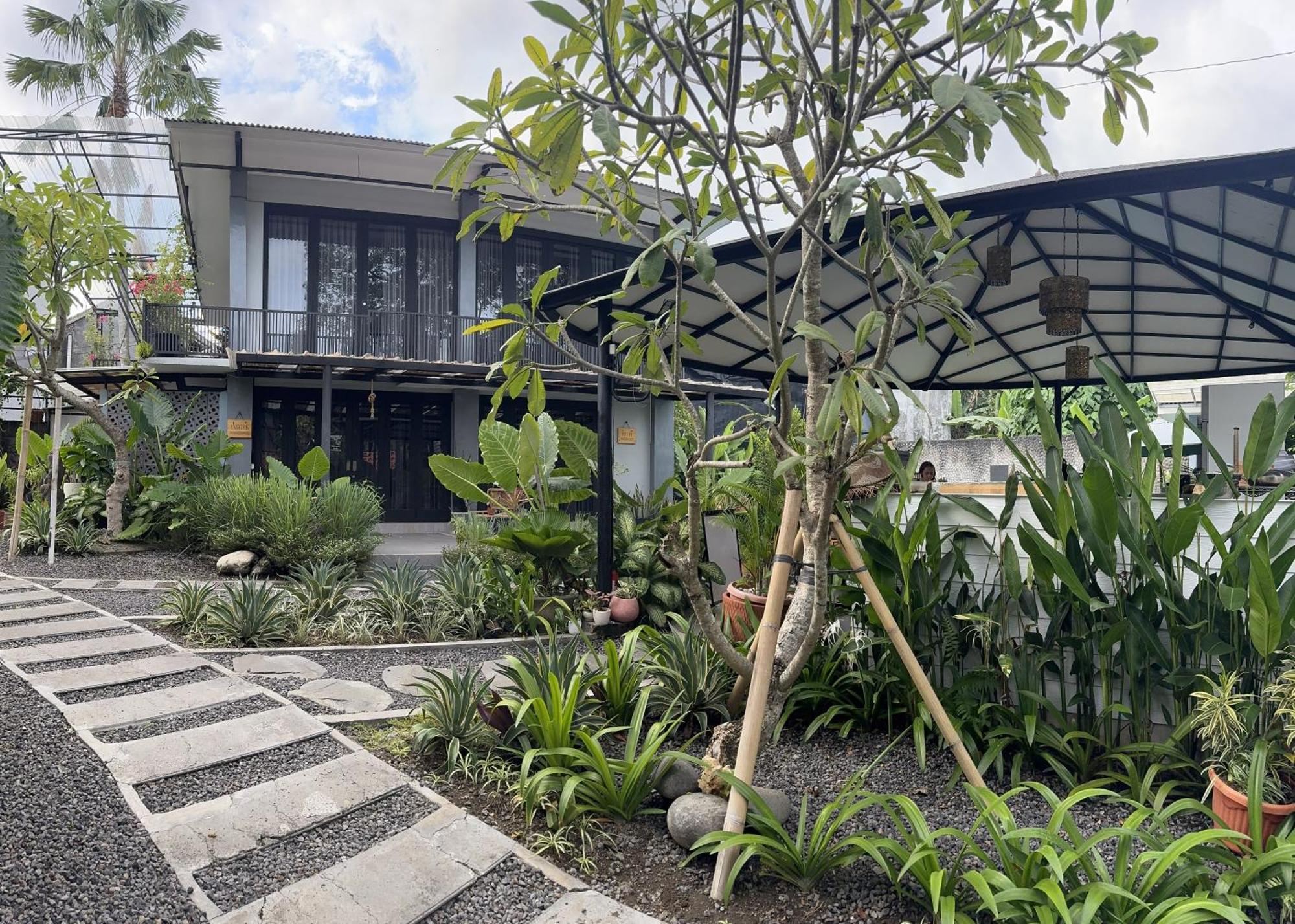 The Jungle Hostel Canggu Zewnętrze zdjęcie